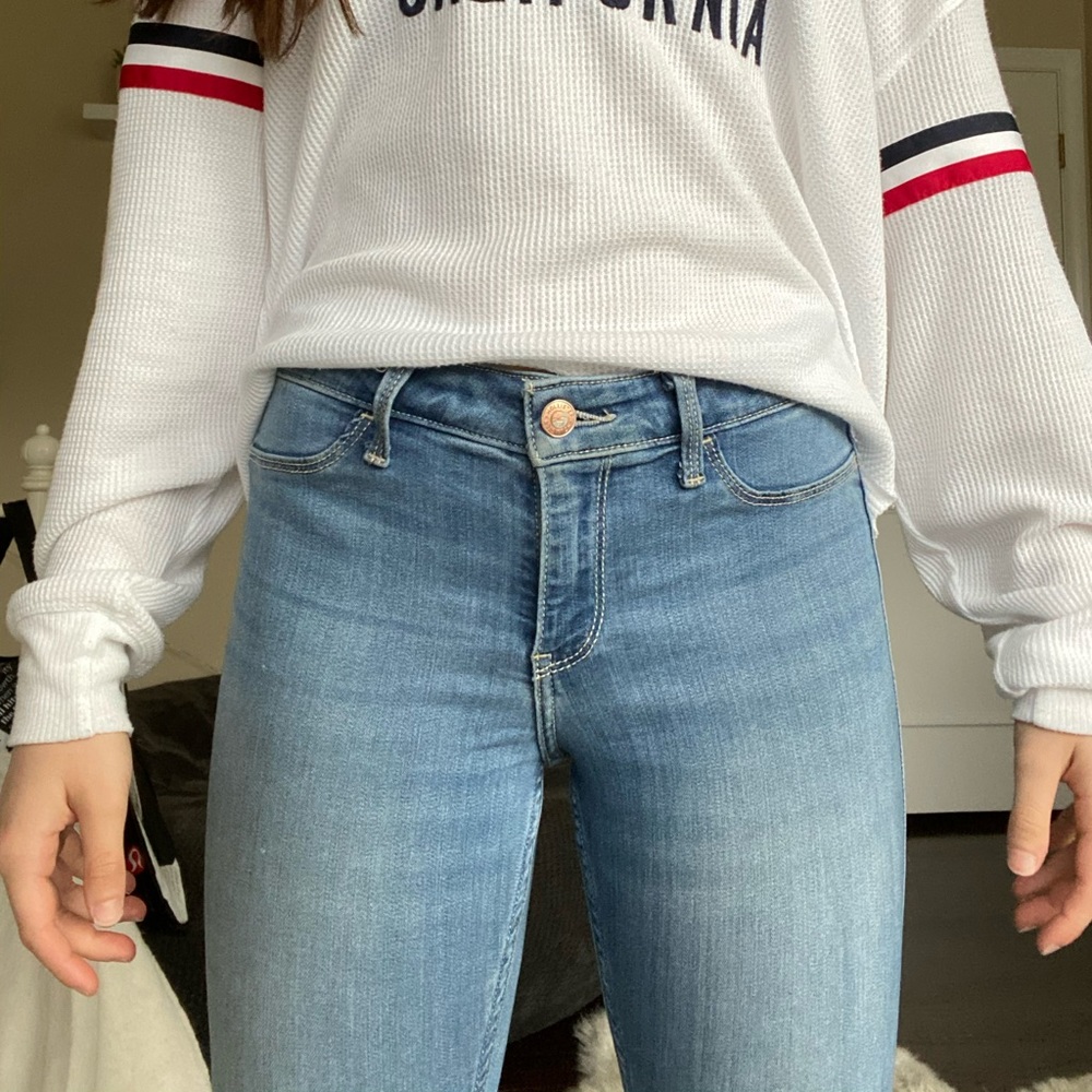 Hollister Low-Rise Jeggings
